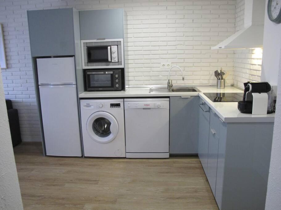 Coqueto Apartamento En Benalmadena Cerca De La Playa Buitenkant foto
