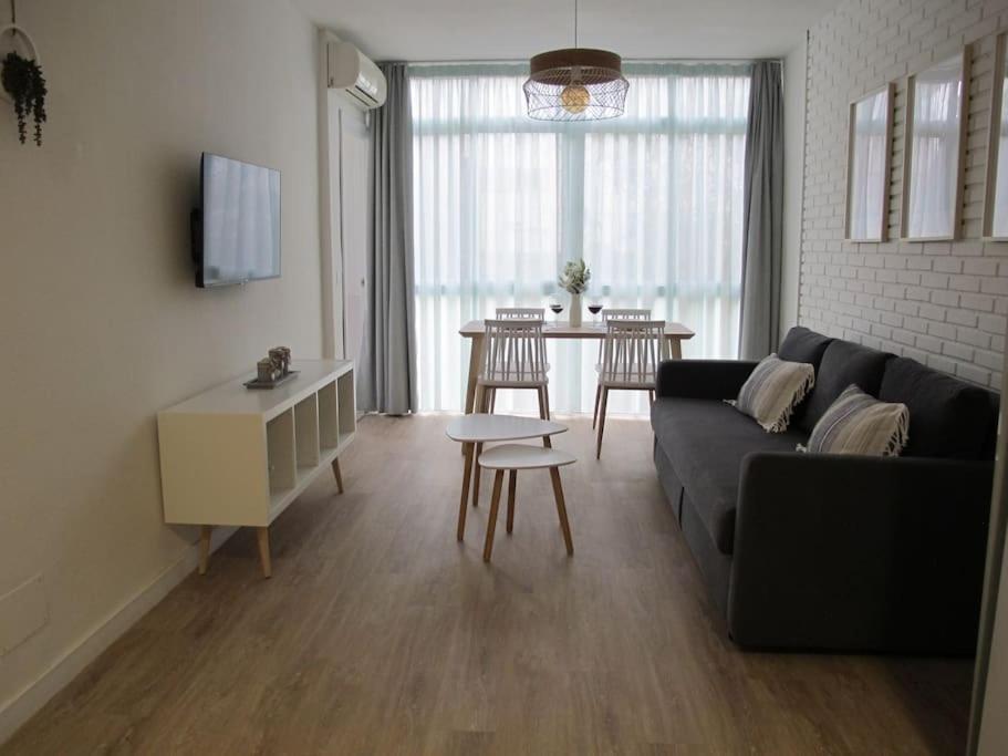 Coqueto Apartamento En Benalmadena Cerca De La Playa Buitenkant foto